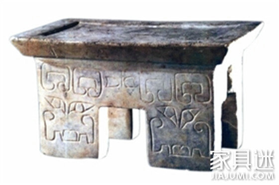 商代饕餮纹石俎