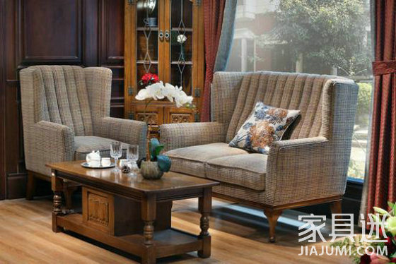 华日家居英伦名家沙发的现代设计